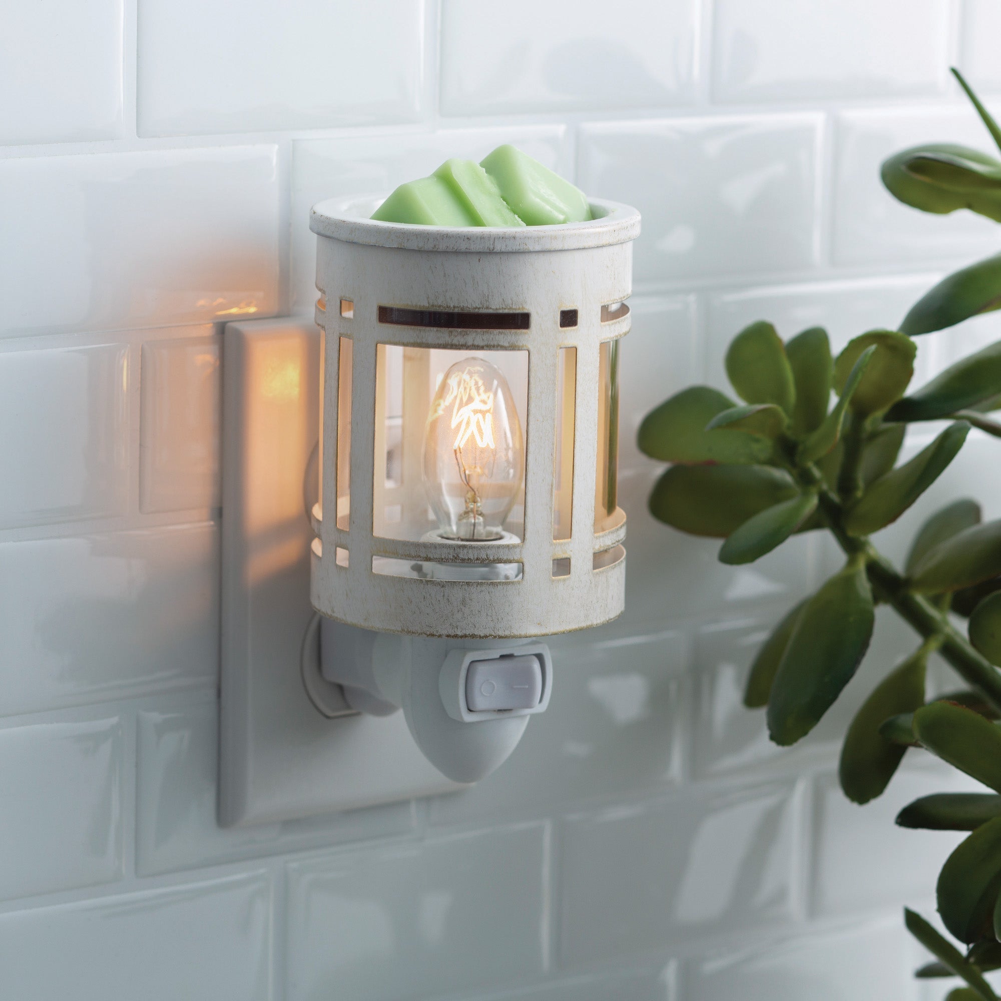 Mission Pluggable Warmer - by Stevie Buoy