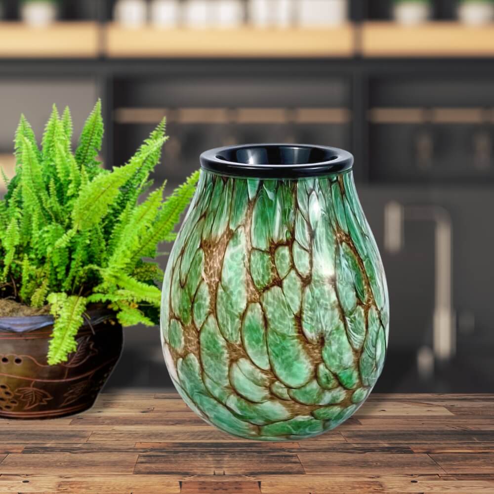 Serpentine Glass Wax Warmer - Shop Now @ Stevie Buoy