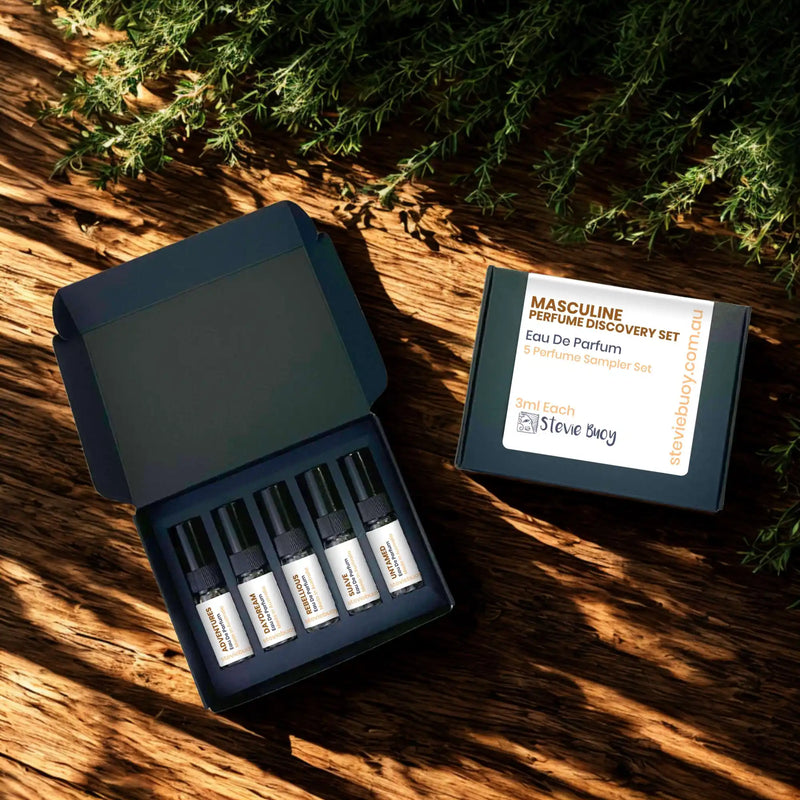 A masculine perfume discovery set containing five 3ml eau de parfum samples.