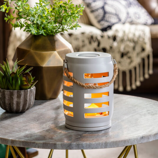 Shutter Canopy Illumination Warmer - by Stevie Buoy