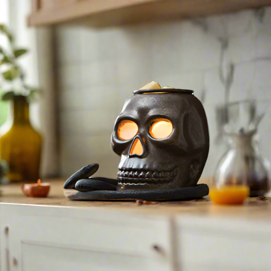 Skull Illumination Warmer - by Stevie Buoy